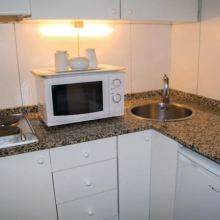 Apartamentos Descartes Barcelona Szoba fotó