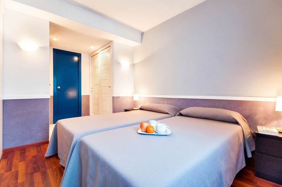 Apartamentos Descartes Barcelona Kültér fotó